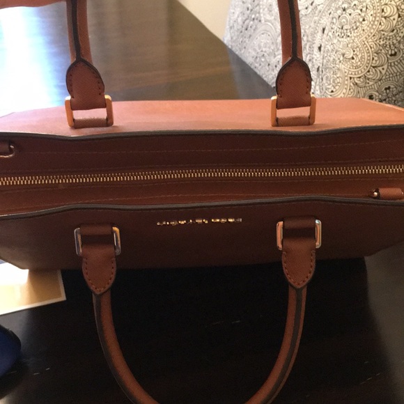 Michael Kors Selma large satchel - Picture 4 of 8